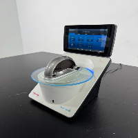 Thermo Scientific NanoDrop One UV/VIS Spectrophotometer image 1